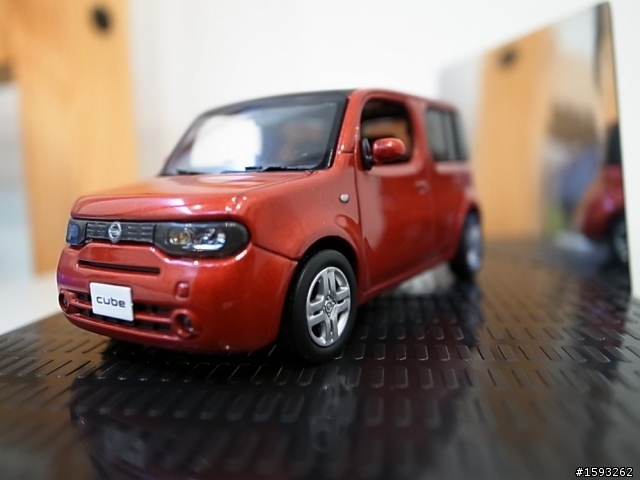 開箱文..NISSAN MURANO與CUBE.....的模型登場(圖多)
