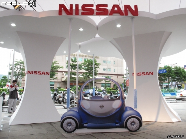 *更新* Nissan桃園巡展正妹+Nissan 370Z Roadster 完整照片