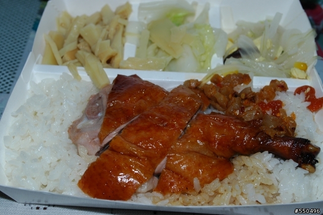 搶救貧窮,便宜便當店-港華廣式燒臘便當