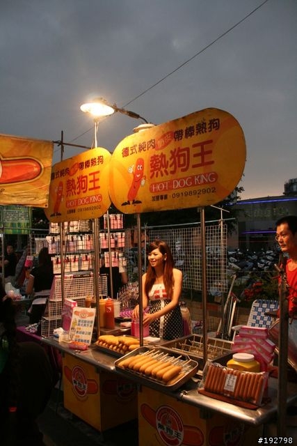 台南二一遊~鹽山、美食、人龍、老街~