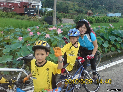 清水五福圳自行車道,日據時代遺址-清水鬼洞