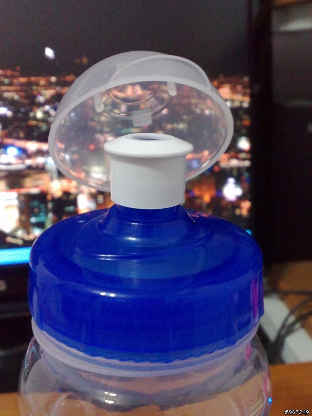 <分享>水壺材質很重要~平價食用級PP材質水壺and朔膠材質簡易介紹!