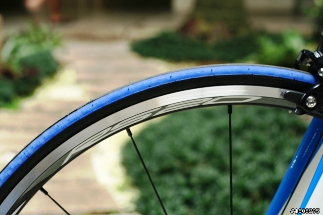 轉戰公路車 TCR ADV3開箱