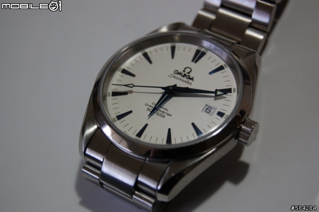 開箱-Omega Seamaster Aqua Terra 同軸擒縱天文台認證機械表