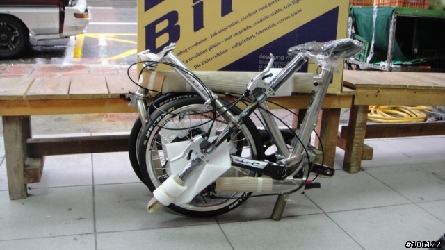 2010 Birdy Titanium與2005 BD-1 Titanium新舊碟剎鈦鳥之比較(外觀篇)