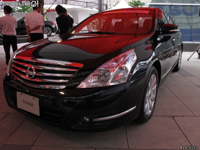 *更新* Nissan桃園巡展正妹+Nissan 370Z Roadster 完整照片