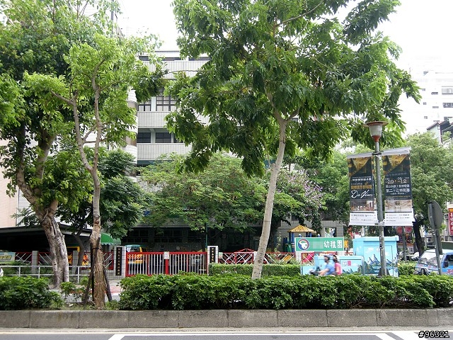 一個愛砍樹的城市!!一年後update~