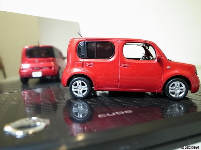 開箱文..NISSAN MURANO與CUBE.....的模型登場(圖多)