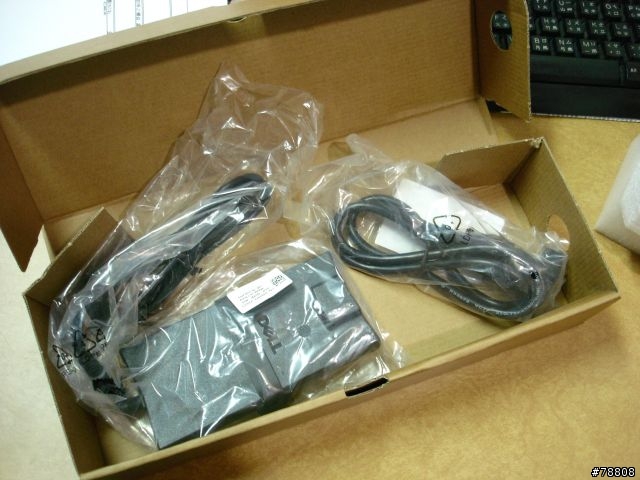 分享 Dell Latitude E6410 開箱!!!