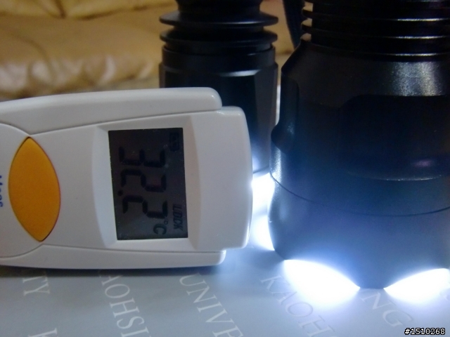 低調手電筒: UltraFire Cree C8 & Fenix TK11 分享