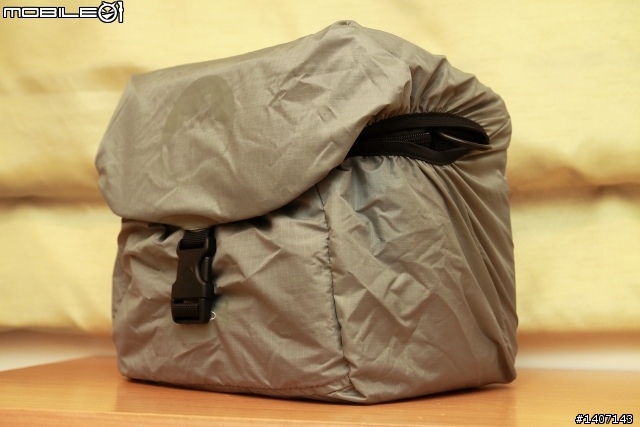 『開包』Lowepro Nova180 AW入手