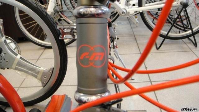 2010 Birdy Titanium與2005 BD-1 Titanium新舊碟剎鈦鳥之比較(外觀篇)