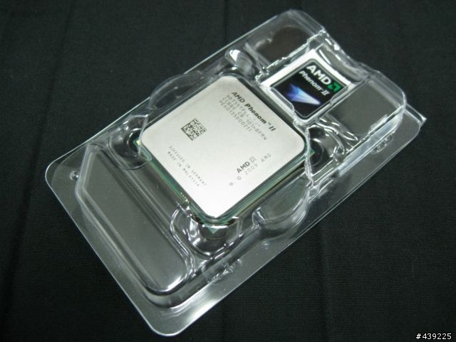 大家都玩開四核,我來開(箱)六核的Phenom II X6 1055T