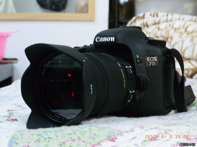 Canon EOS 7D + Sigma 17-50mm F2.8 EX DC OS HSM蓋大樓(已上圖)