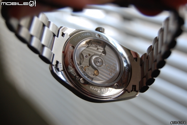 開箱-Omega Seamaster Aqua Terra 同軸擒縱天文台認證機械表