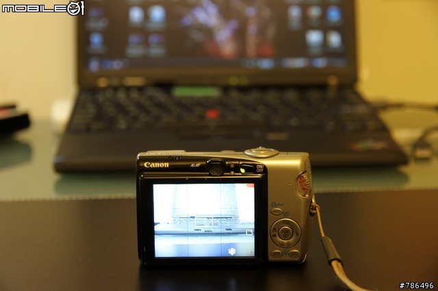 終於踏進單眼的敗家之路...Canon 7D 開箱...