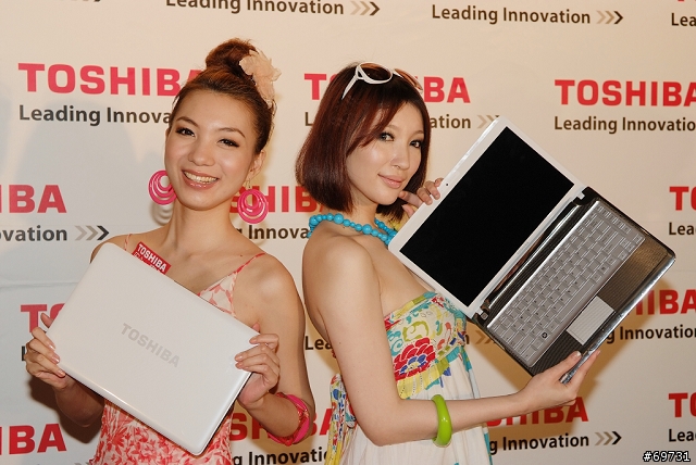 《 熊寶貝 》TOSHIBA 新機上市記者會 (隨寫)