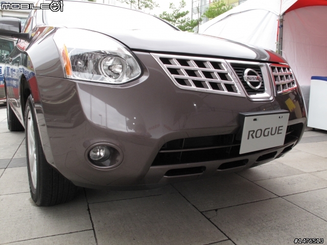 *更新* Nissan桃園巡展正妹+Nissan 370Z Roadster 完整照片