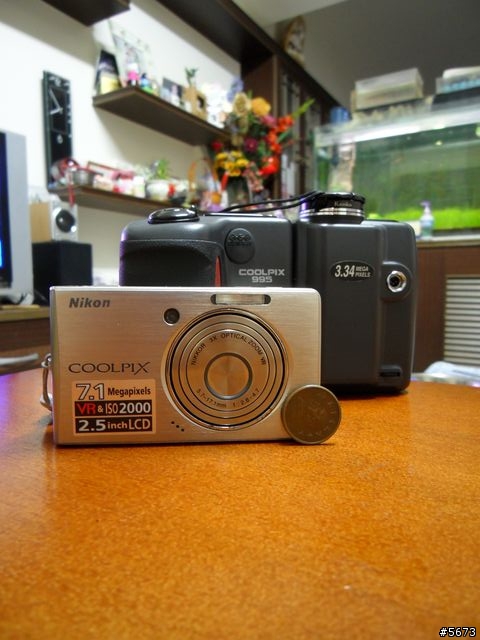 懷念的3C-Nikon 995
