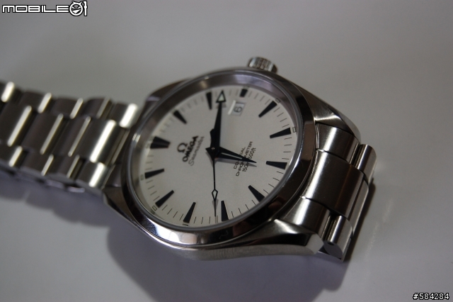 開箱-Omega Seamaster Aqua Terra 同軸擒縱天文台認證機械表