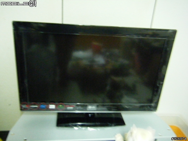 開箱 LG 32LD350