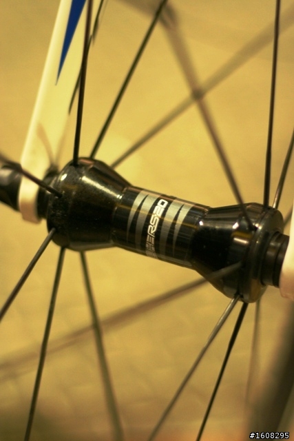 轉戰公路車 TCR ADV3開箱