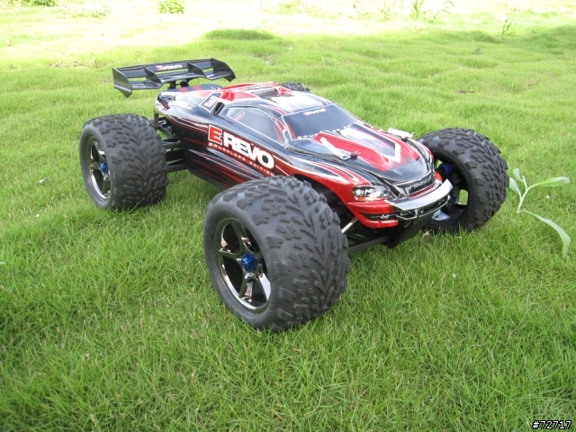 開箱 -Traxxas XL號 E-REVO .新增戶外照
