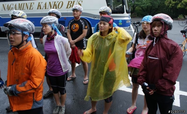 我的第一次.日本宫崎單車行,美女主播陪騎,讚啦!