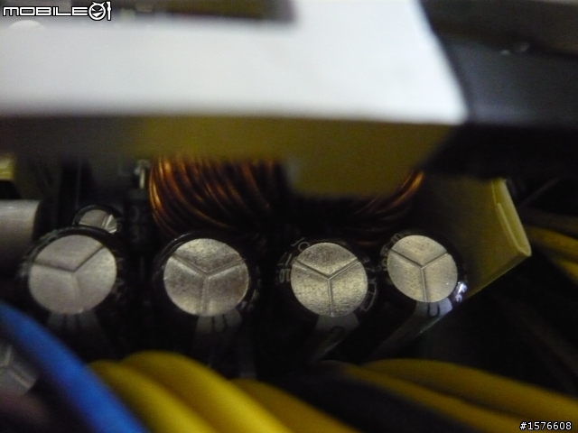平價金牌登場!! CoolerMaster Silent Pro Gold 600w