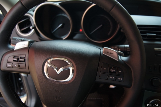 (開箱文) ALL NEW MAZDA 3 2.0 5D---鐵灰--圖多