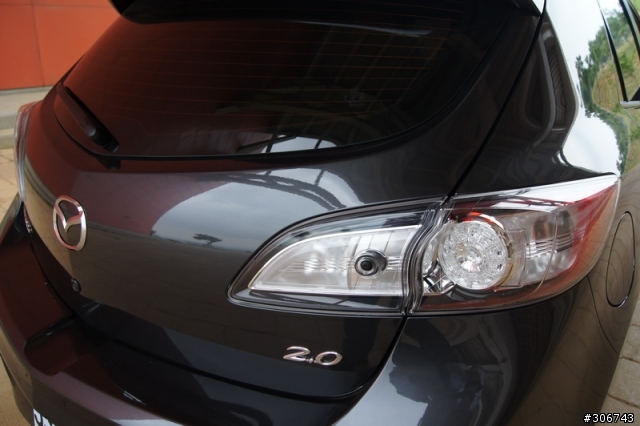 (開箱文) ALL NEW MAZDA 3 2.0 5D---鐵灰--圖多