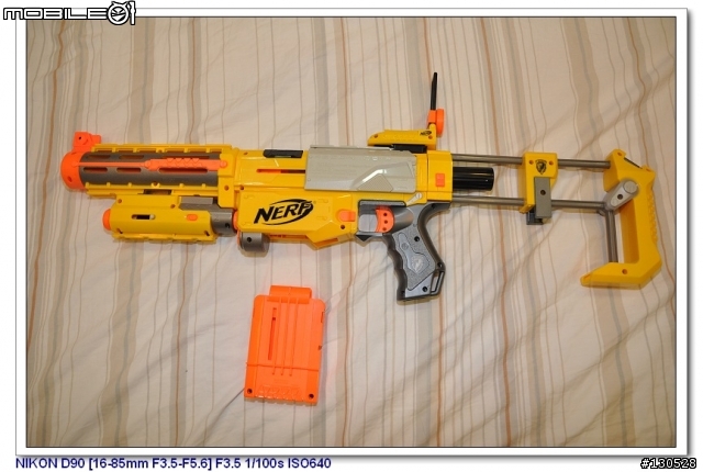 家裡的小小戰爭--NERF空氣泡棉槍--新增間諜小手槍