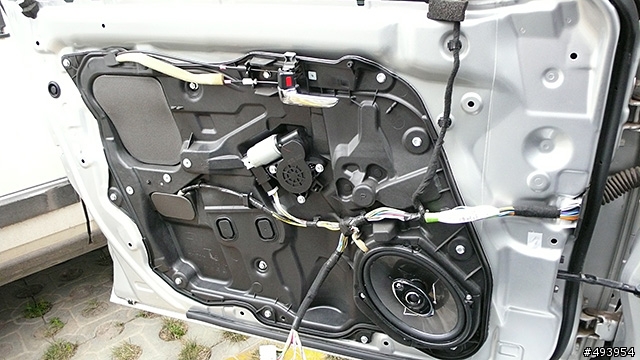 08款~Mazda3 5D DIY喇叭升級&門板拆卸!
