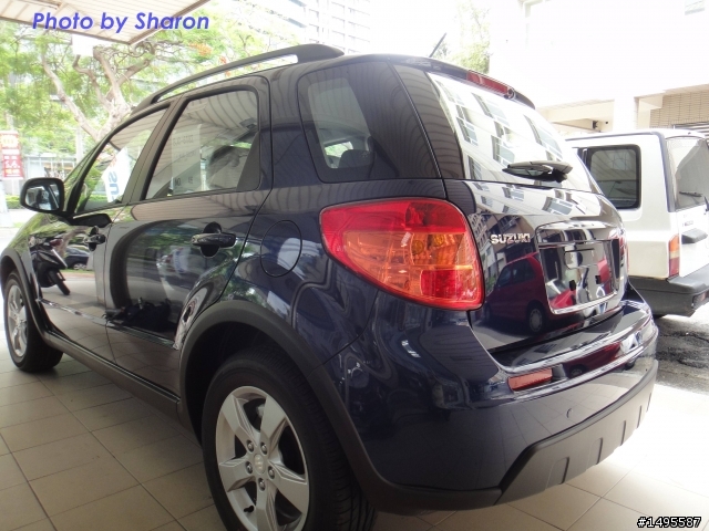 Suzuki SX4開箱文(新增10&11月保養,遊記之報導)