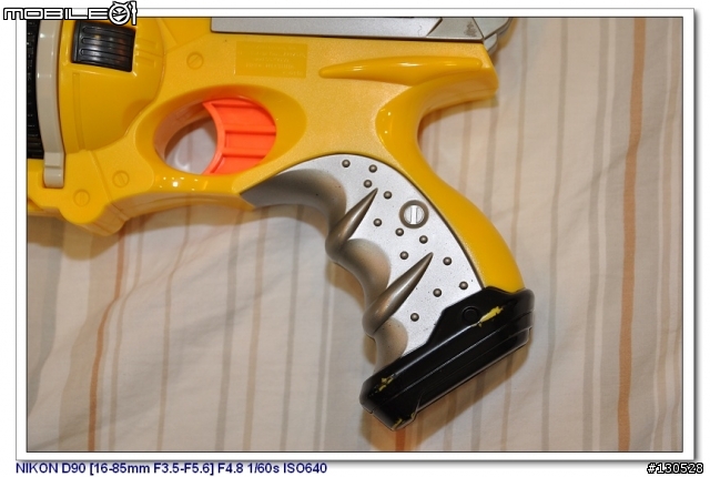 家裡的小小戰爭--NERF空氣泡棉槍--新增間諜小手槍