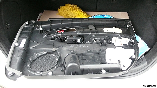 08款~Mazda3 5D DIY喇叭升級&門板拆卸!