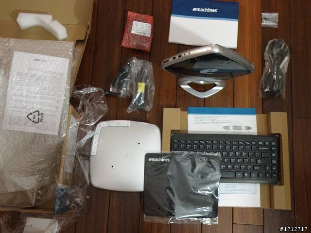 Acer eMachines ER1401 1公升Win7迷你電腦 (開箱文)