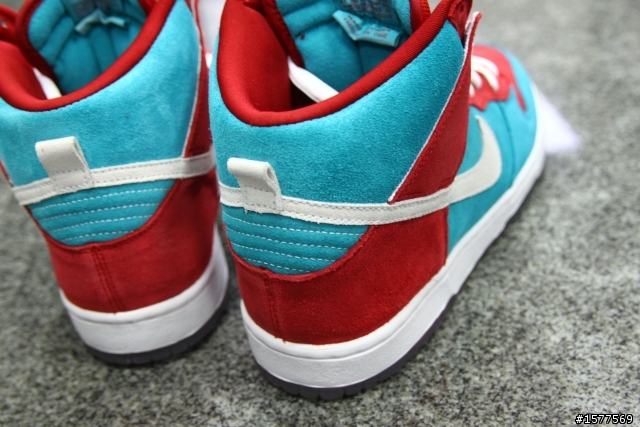 NIKE DUNK HIGH SB BLOODY GUMS 血腥瑪麗 之四果冰