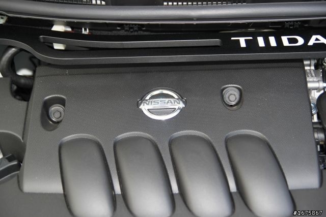 Tiida 5D L 白色 開箱文 圖多