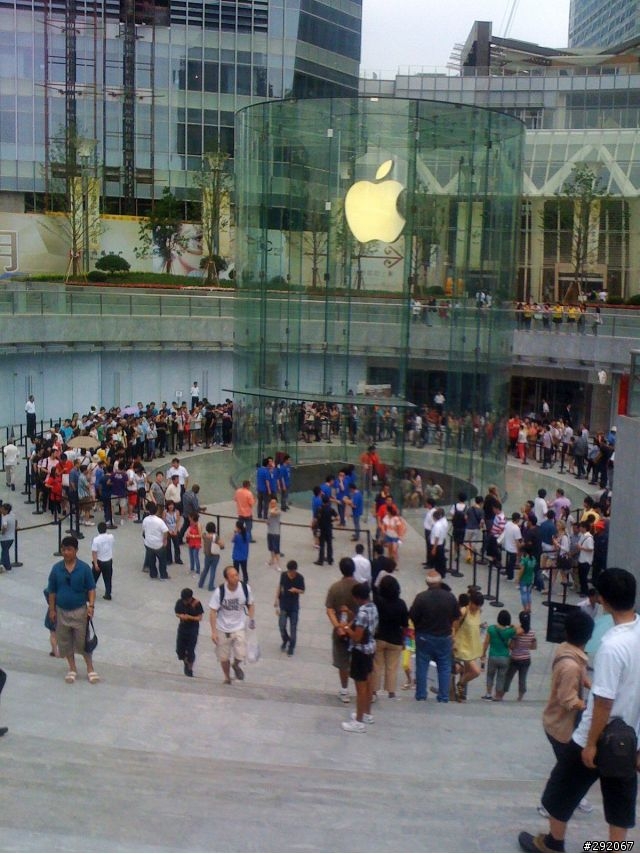 上海浦東Apple第一家直營旗艦店開幕