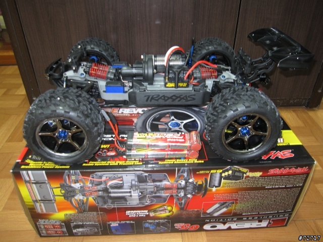 開箱 -Traxxas XL號 E-REVO .新增戶外照