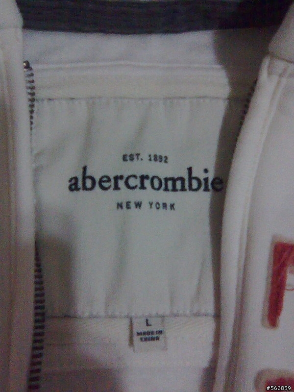 abercrombie kids 連帽外套尺寸選擇分享
