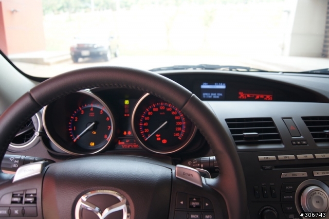 (開箱文) ALL NEW MAZDA 3 2.0 5D---鐵灰--圖多