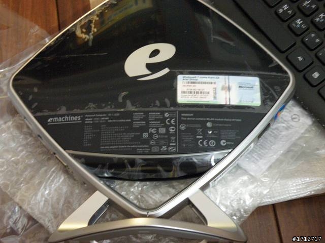 Acer eMachines ER1401 1公升Win7迷你電腦 (開箱文)