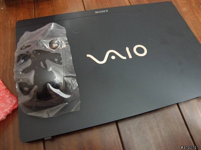 Acer eMachines ER1401 1公升Win7迷你電腦 (開箱文)