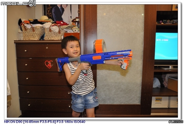 家裡的小小戰爭--NERF空氣泡棉槍--新增間諜小手槍