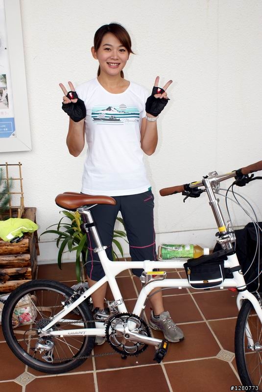 我的第一次.日本宫崎單車行,美女主播陪騎,讚啦!