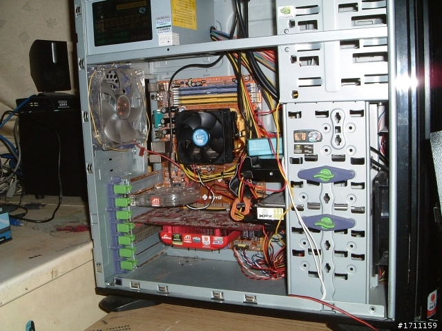 她狂野!她內斂!!狂暴的戰斗機【NZXT雷薩斯】開箱及作者個人DIY記