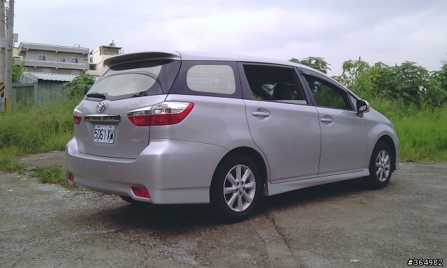 new wish 2.0E 駕駛座位好難坐引發坐骨神經痛,送去給車飾行改座椅,附照片