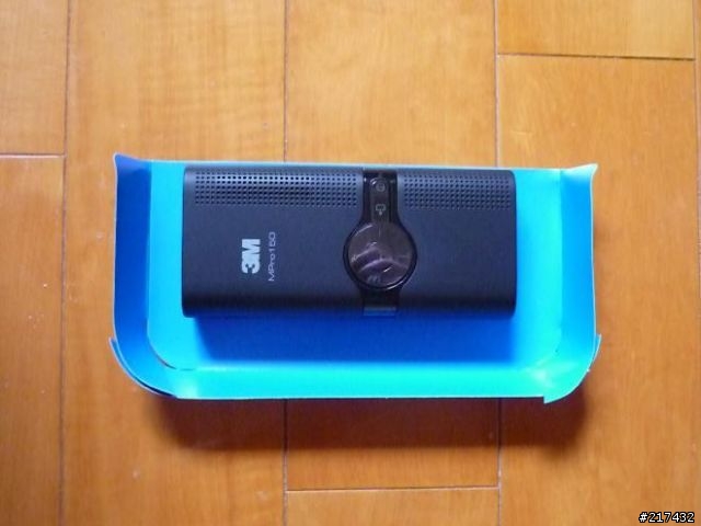 隨手投影 樂趣無限 樂活生活 投影機不止投影,功能再躍進(Big Leap),內儲解碼播放之無線簡報
